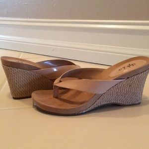 Tan sandal wedge